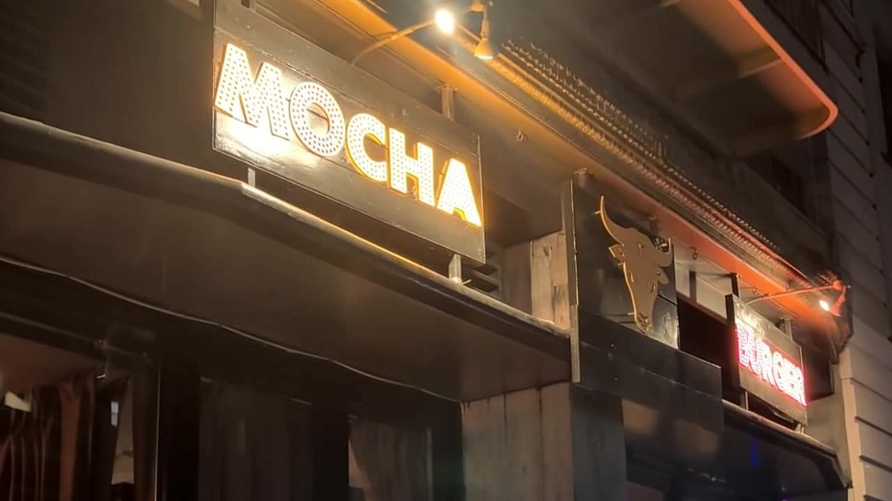 Mocha Burger, Times Square